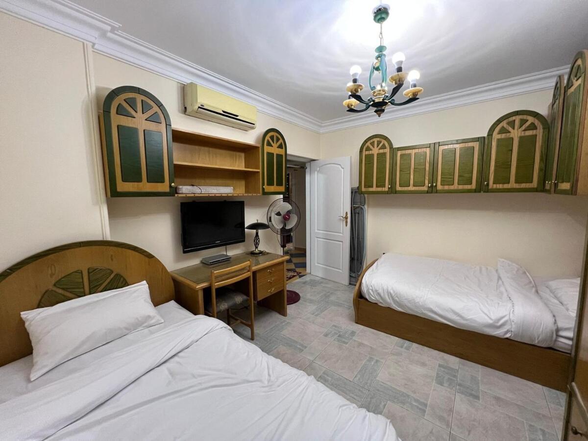 Apartment 3 Bedroom With Garden Cairo