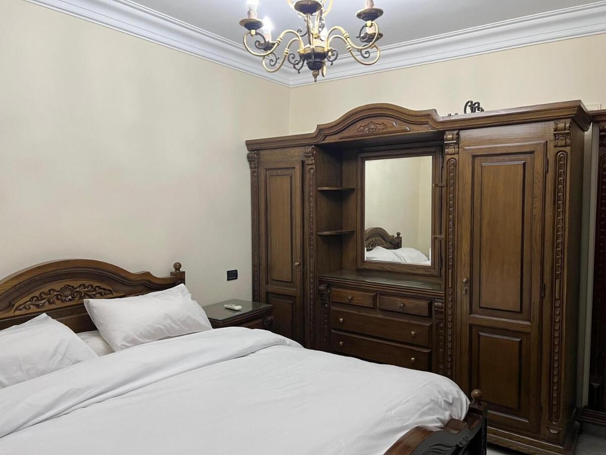 Apartment 3 Bedroom With Garden Cairo